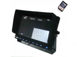 9寸內(nèi)置DVR，四分割 車載顯示器,遮陽板，可接4個攝像頭，4路同時顯示，4路實時錄像功能，32G/SD卡存盤回放 ，四路視頻切換